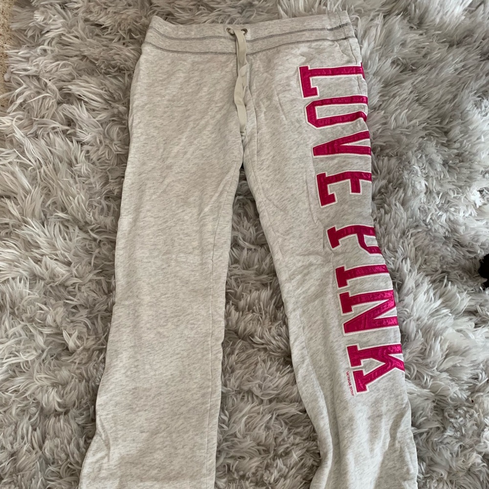 NWOT PINK VS sweatpants
